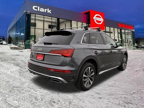 2024 Audi Q5 45 S line quattro Premium