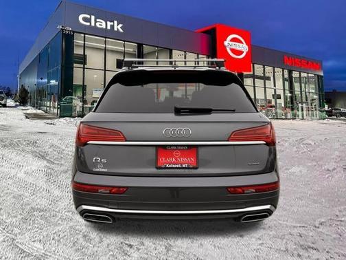 2024 Audi Q5 45 S line quattro Premium