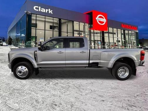 2024 Ford F-450 Platinum
