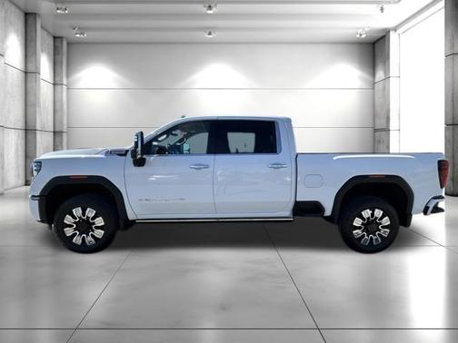 Summit White 2025 GMC Sierra 3500 Denali