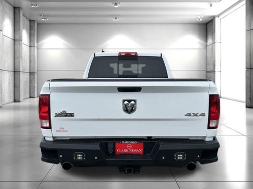 Bright White Clearcoat 2019 RAM 1500 Classic Big Horn
