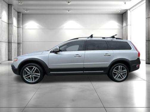 2015 Volvo XC70 T6 Platinum