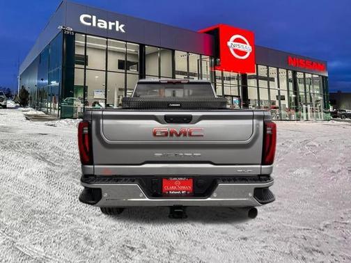 2025 GMC Sierra 3500 SLT