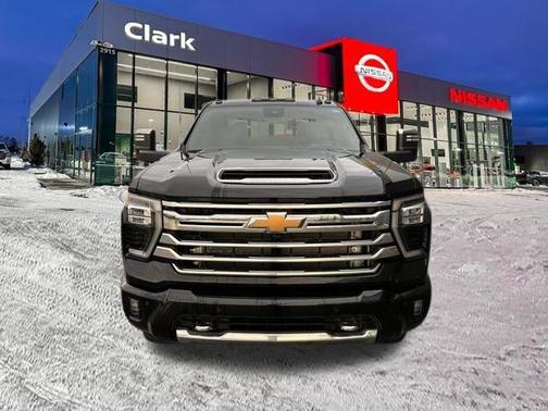 2025 Chevrolet Silverado 3500 High Country