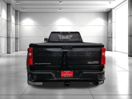 2025 Chevrolet Silverado 3500 High Country