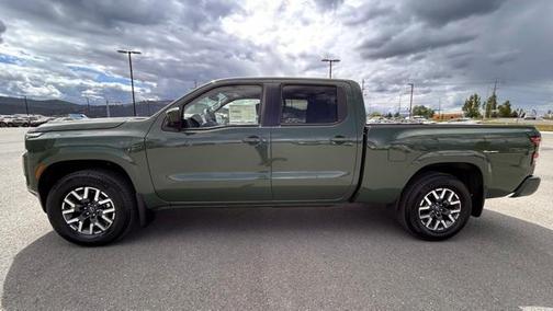 2025 Nissan Frontier SL