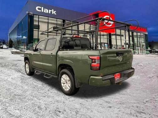 2022 Nissan Frontier SV