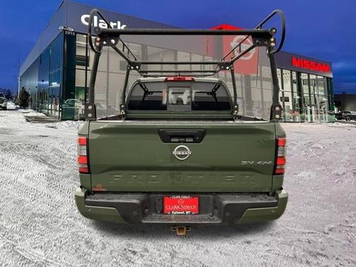 2022 Nissan Frontier SV