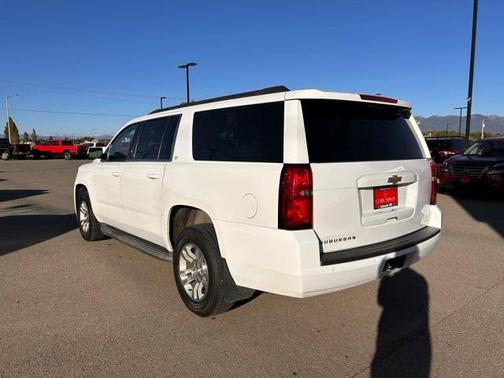 2017 Chevrolet Suburban LT