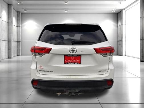 2018 Toyota Highlander SE