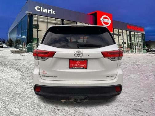 2018 Toyota Highlander SE