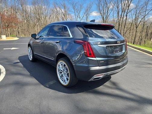 Shadow Metallic 2021 Cadillac XT5 Premium Luxury