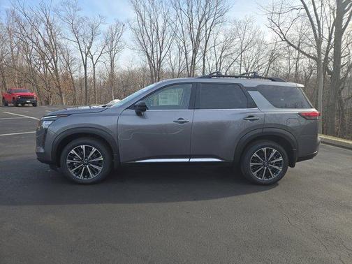 Gun Metallic 2026 Nissan Pathfinder Platinum