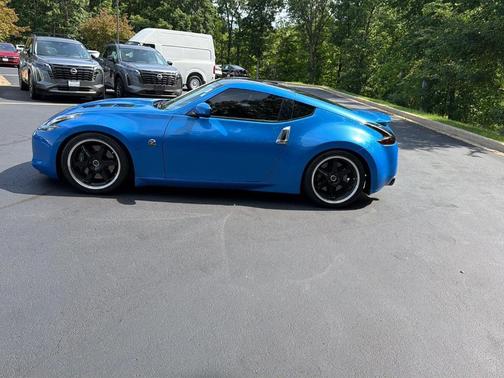Monterey Blue Pearl 2009 Nissan 370Z Touring