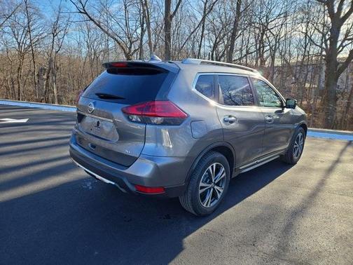 2018 Nissan Rogue SL