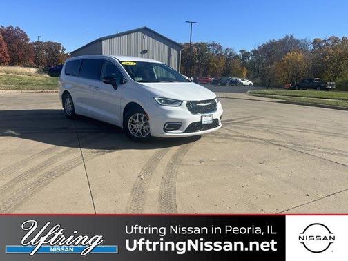 2024 Chrysler Pacifica Touring-L