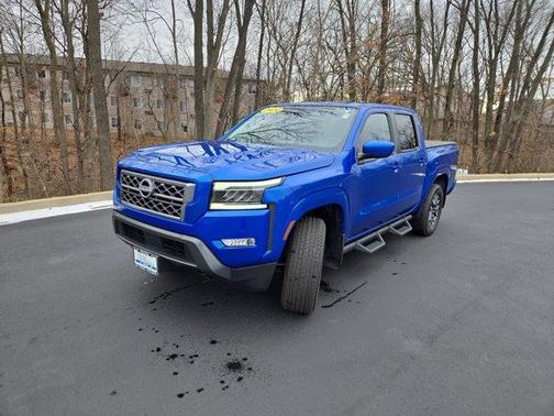 2024 Nissan Frontier SL