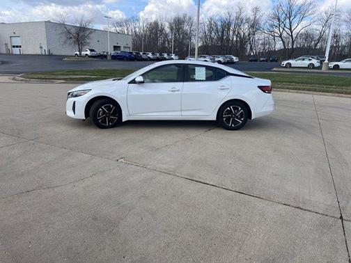 2024 Nissan Sentra SV