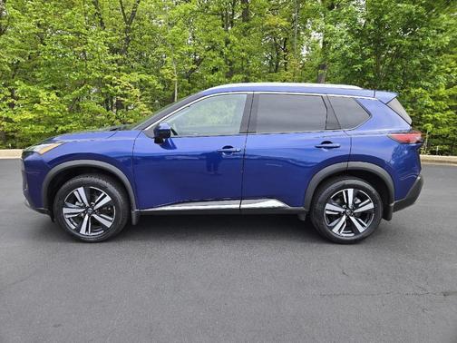 Caspian Blue 2021 Nissan Rogue SL