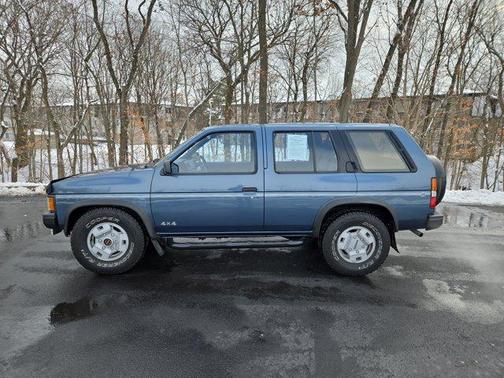 1991 Nissan Pathfinder SE-V6 4WD