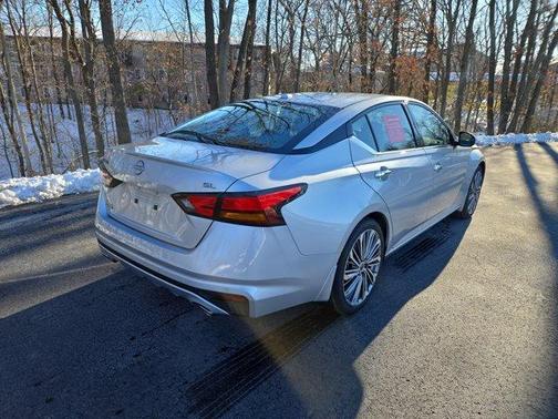 2024 Nissan Altima 2.5 SL