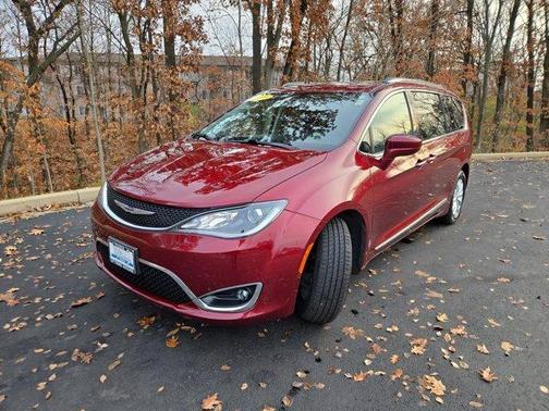 2019 Chrysler Pacifica Touring-L