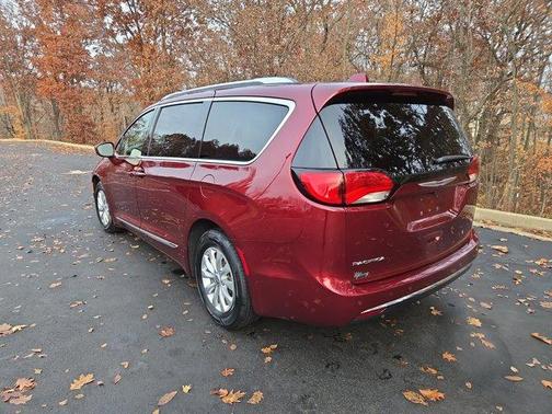 2019 Chrysler Pacifica Touring-L
