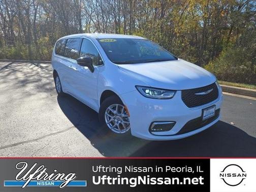 2024 Chrysler Pacifica Touring-L