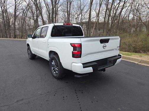 Glacier White 2026 Nissan Frontier SV