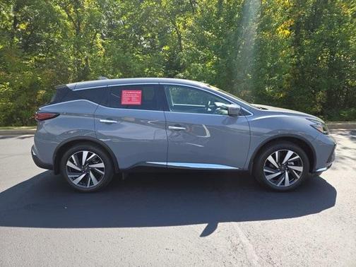 2024 Nissan Murano SL