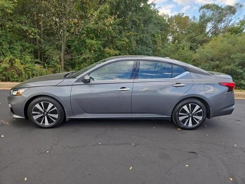 2020 Nissan Altima 2.5 SV