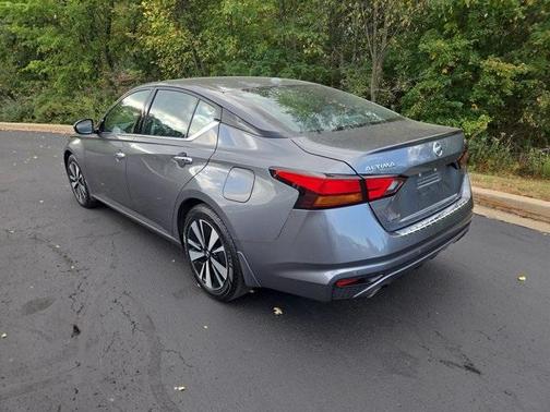 2020 Nissan Altima 2.5 SV