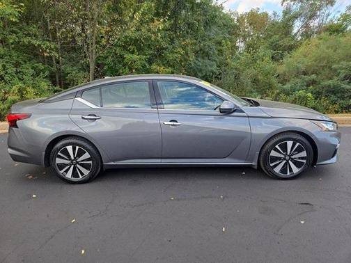 2020 Nissan Altima 2.5 SV