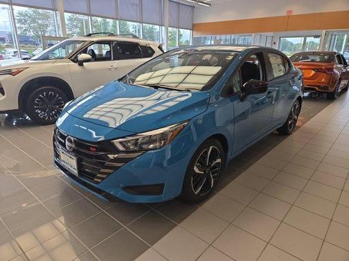 2025 Nissan Versa 1.6 SR