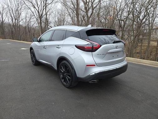 2023 Nissan Murano SL