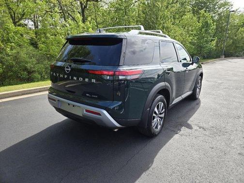 Obsidian Green Pearl 2025 Nissan Pathfinder SL