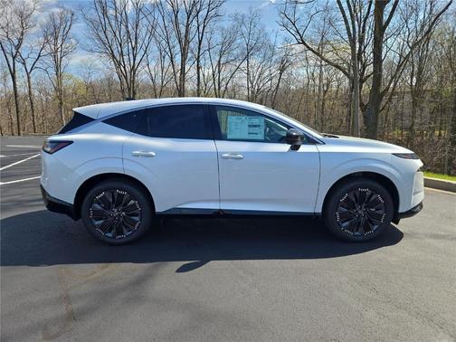 Everest White P 2026 Nissan Murano Platinum