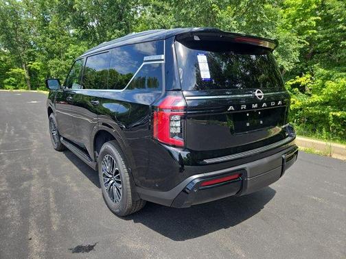 2025 Nissan Armada Platinum