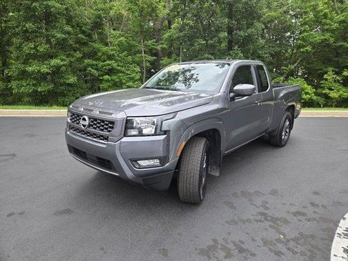 Gun Metallic 2025 Nissan Frontier SV