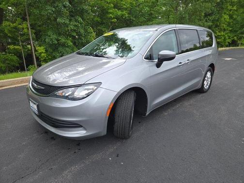 2017 Chrysler Pacifica Touring