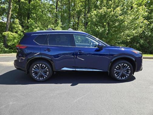 Deep Ocean Blue 2025 Nissan Rogue Platinum