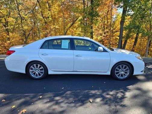2011 Toyota Avalon Limited