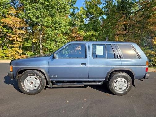 1991 Nissan Pathfinder SE-V6 4WD