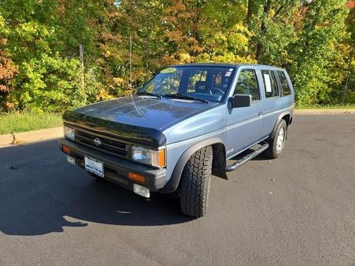 1991 Nissan Pathfinder SE-V6 4WD