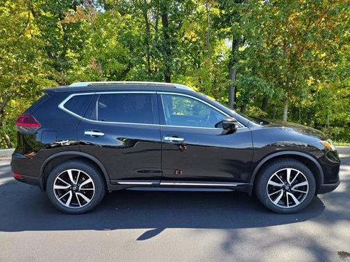 2020 Nissan Rogue SL