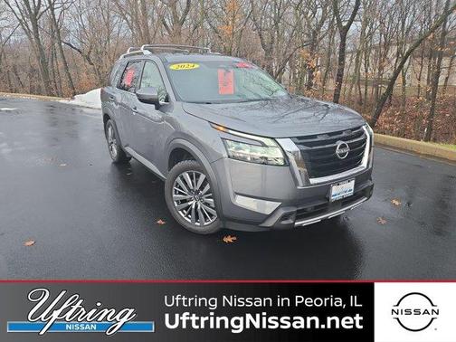 2024 Nissan Pathfinder SL