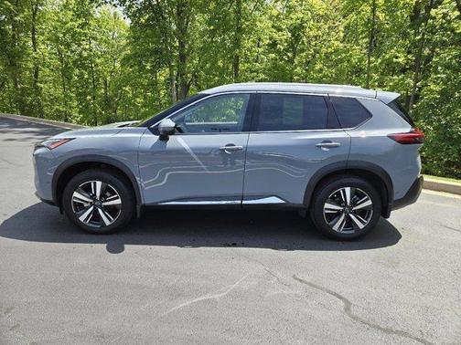 Boulder Gray Pearl 2023 Nissan Rogue SL