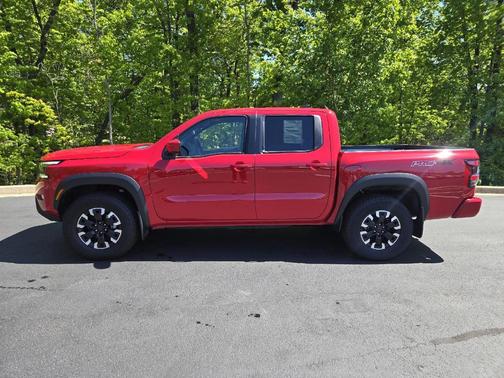 Red Alert 2024 Nissan Frontier PRO-4X