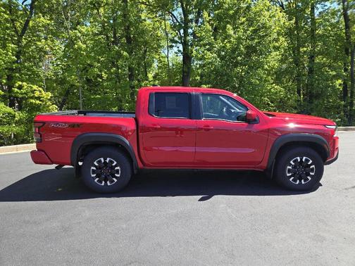 Red Alert 2024 Nissan Frontier PRO-4X