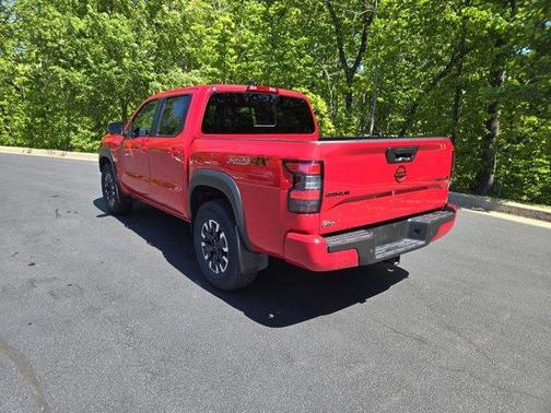 Red Alert 2024 Nissan Frontier PRO-4X